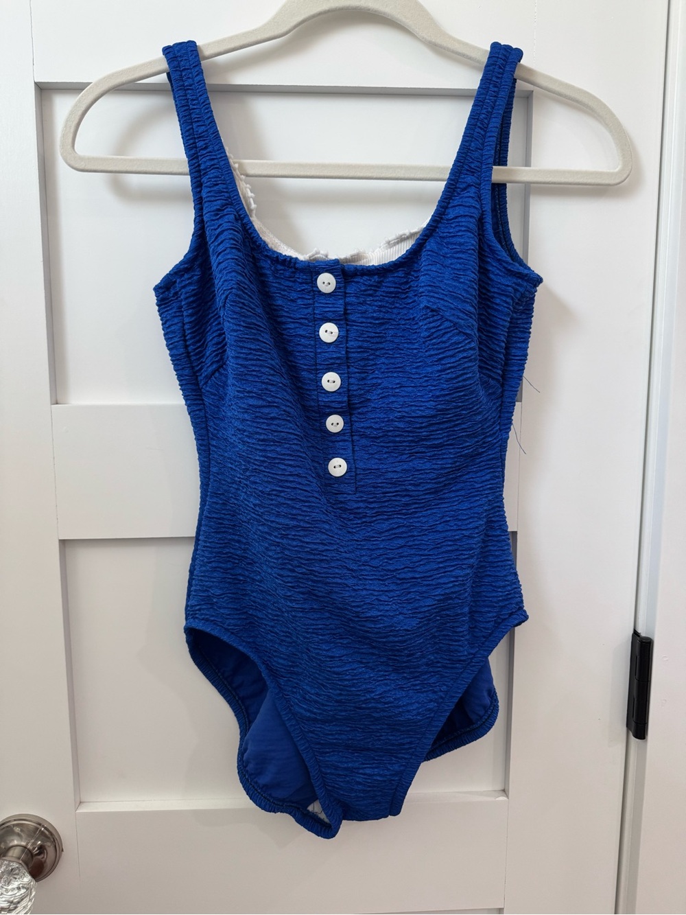 Vintage Women’s Mainstream Blue Crinkle One-Piece Swimsuit with Fits like M